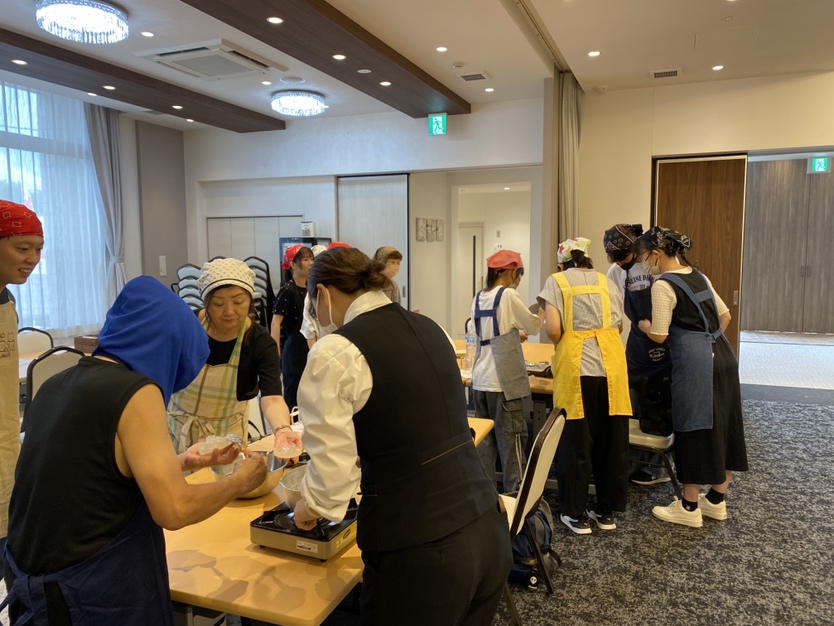 家族葬専用式場 縁 葛城店で開催されたくずもち作り体験会